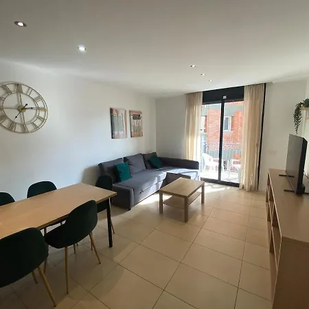 Appartamento Koyo - Modern With Parking And Swimming Pool For 6p *