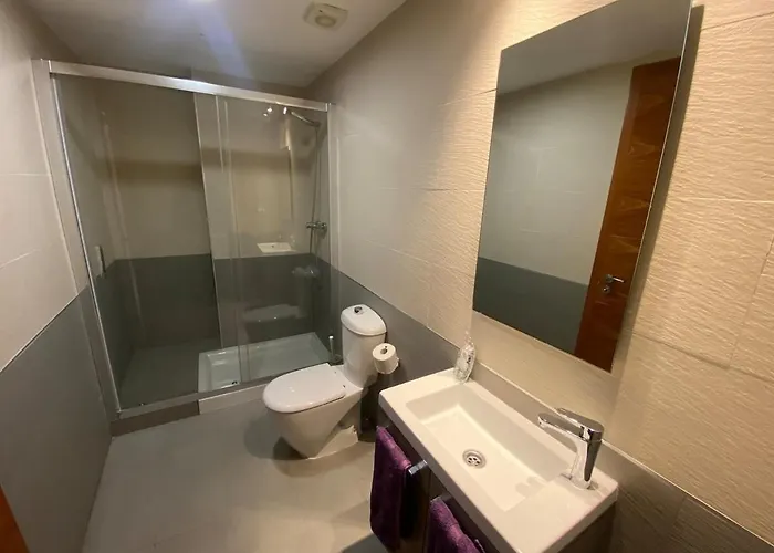 Koyo - Modern With Parking And Swimming Pool For 6p Apartment *