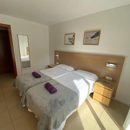 Koyo - Modern With Parking And Swimming Pool For 6p *